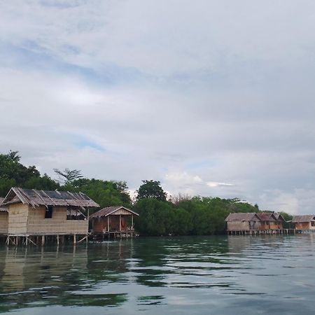 Arborek Diving Homestay R4 Besir Exterior foto