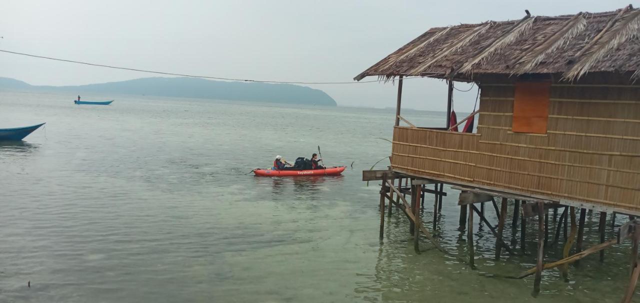 Arborek Diving Homestay R4 Besir Exterior foto