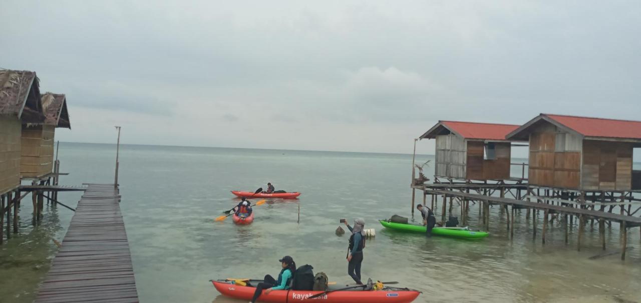 Arborek Diving Homestay R4 Besir Exterior foto