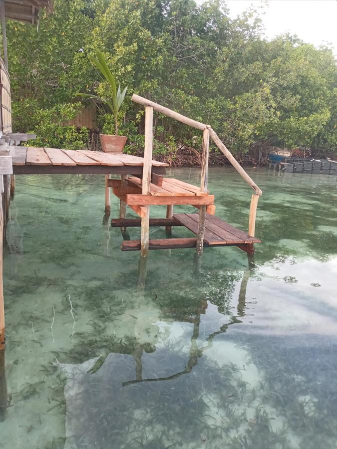 Arborek Diving Homestay R4 Besir Exterior foto